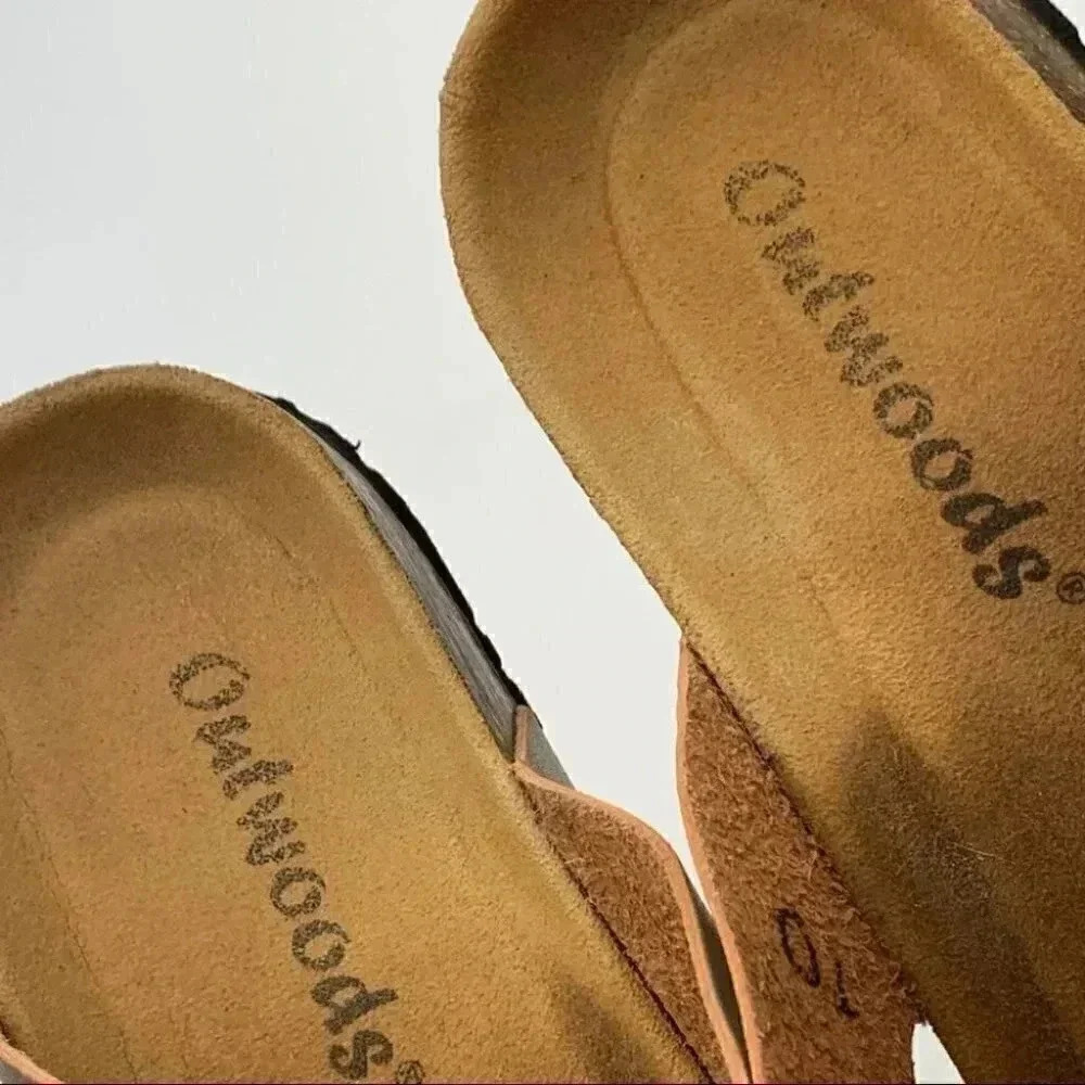 Outwoods sandals sz 10 gold metallic thong t-strap - Picture 9 of 10